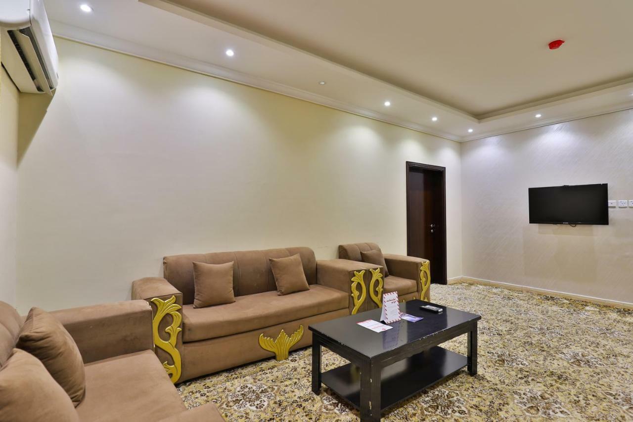 Oyo 273 Star Yanbu Hotel Suites Exterior foto