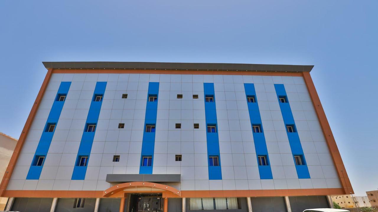 Oyo 273 Star Yanbu Hotel Suites Exterior foto