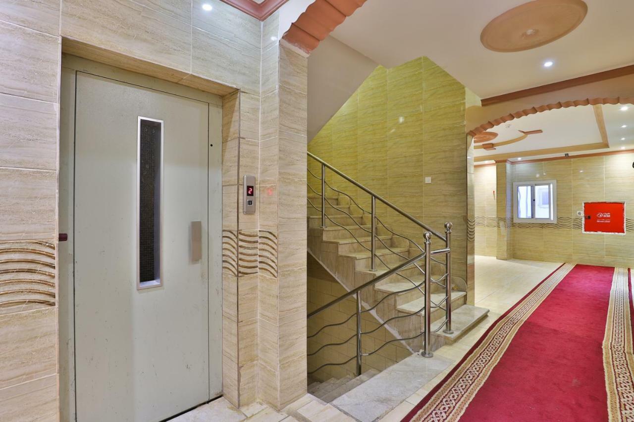 Oyo 273 Star Yanbu Hotel Suites Exterior foto